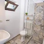Gazde/Camere de închiriat Annador