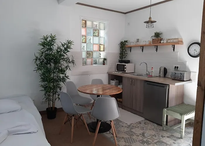 Gazde/Camere de închiriat Annador *